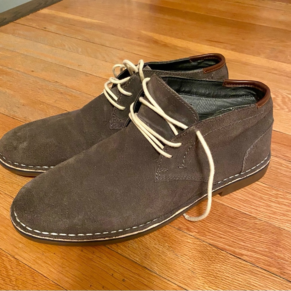 Kenneth Cole Dark Brown Suede Chukka Boots